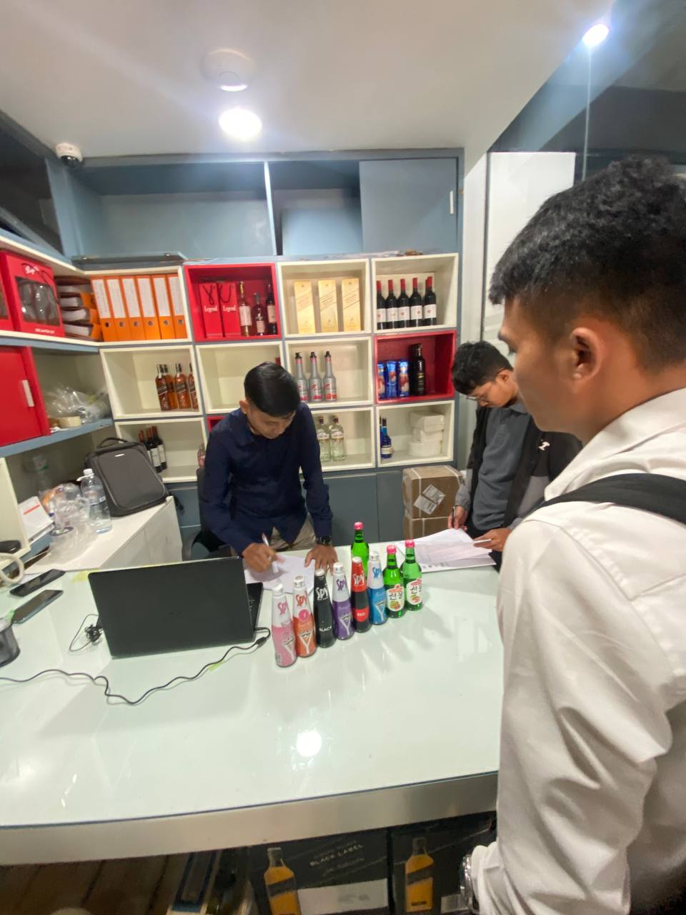 SPY drinks showcased through HoReCa networks by Da Hug Heng